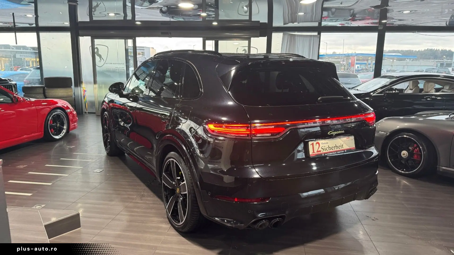 PORSCHE Cayenne E-Hybrid Sport Design Pano Matrix 360
