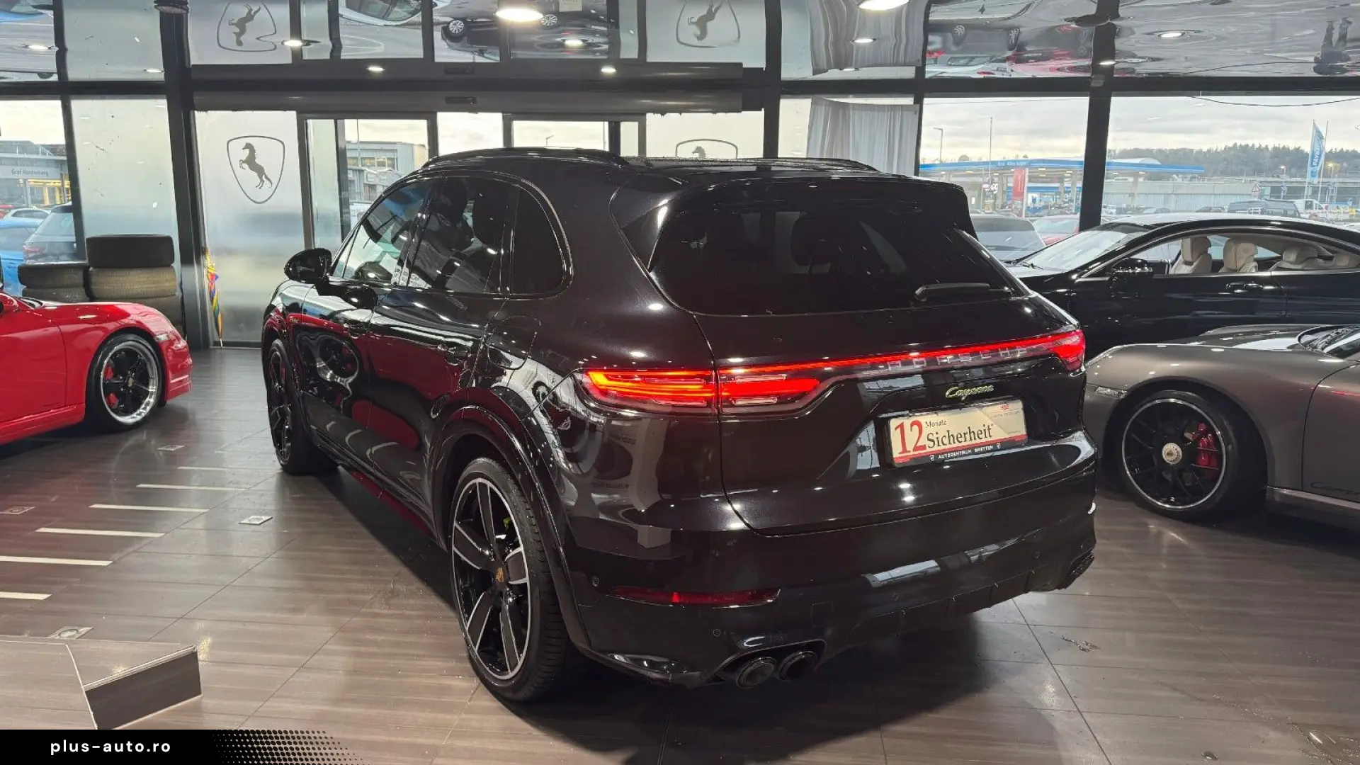 PORSCHE Cayenne E-Hybrid Sport Design Pano Matrix 360
