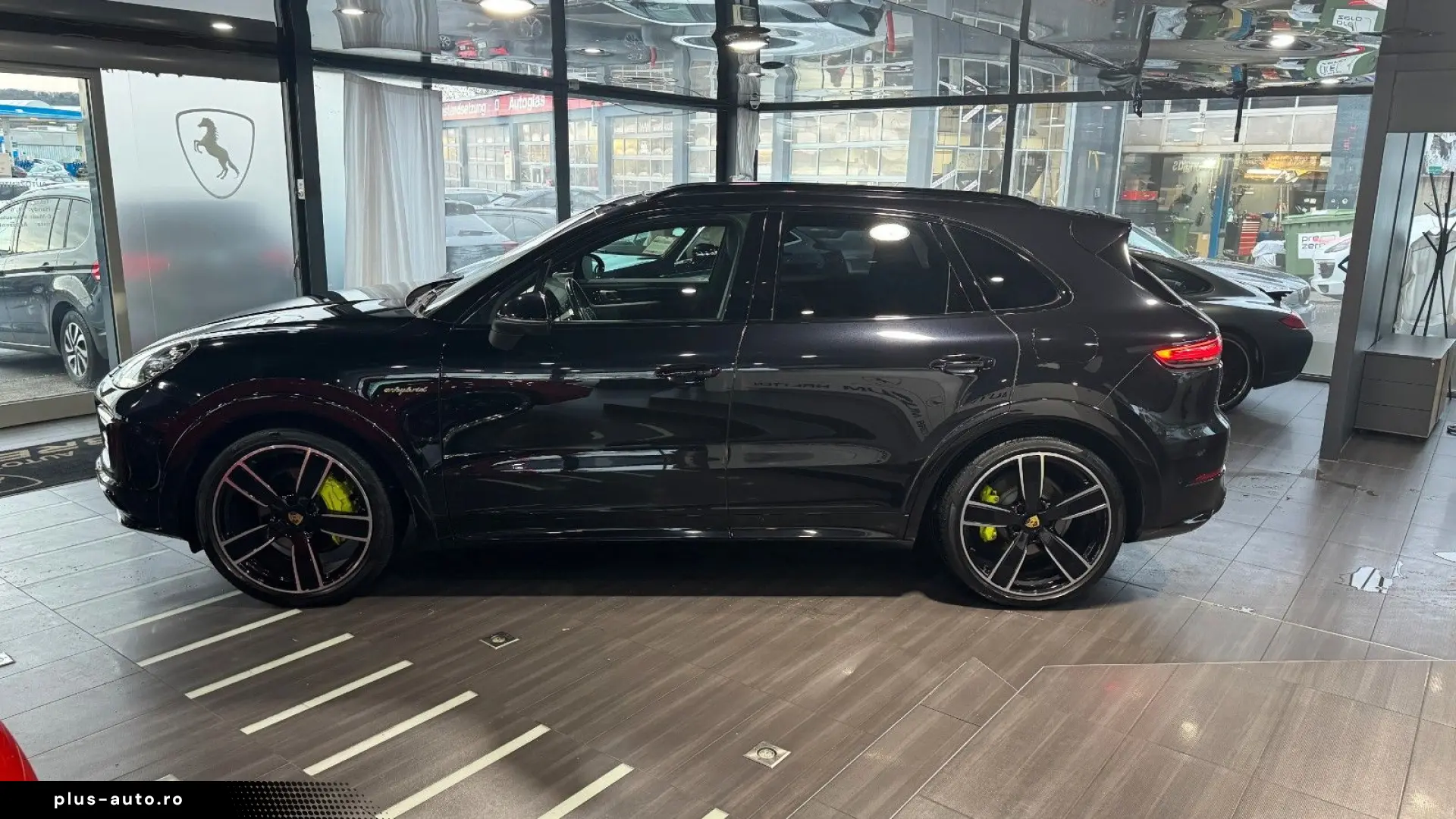 PORSCHE Cayenne E-Hybrid Sport Design Pano Matrix 360