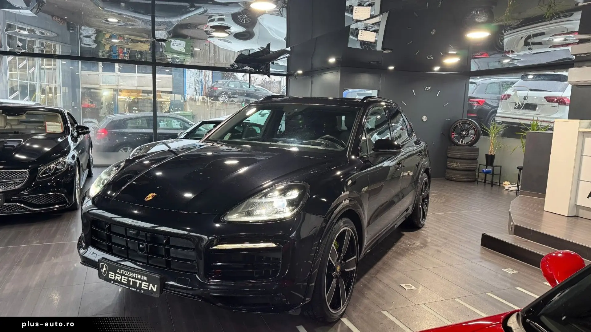 PORSCHE Cayenne E-Hybrid Sport Design Pano Matrix 360