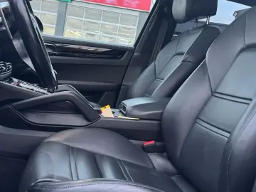 PORSCHE Cayenne E-Hybrid Sport Design Pano Matrix 360