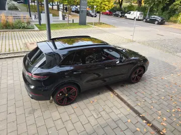 PORSCHE Cayenne Platinum Edition Luftfe AHK ALU22  Pano