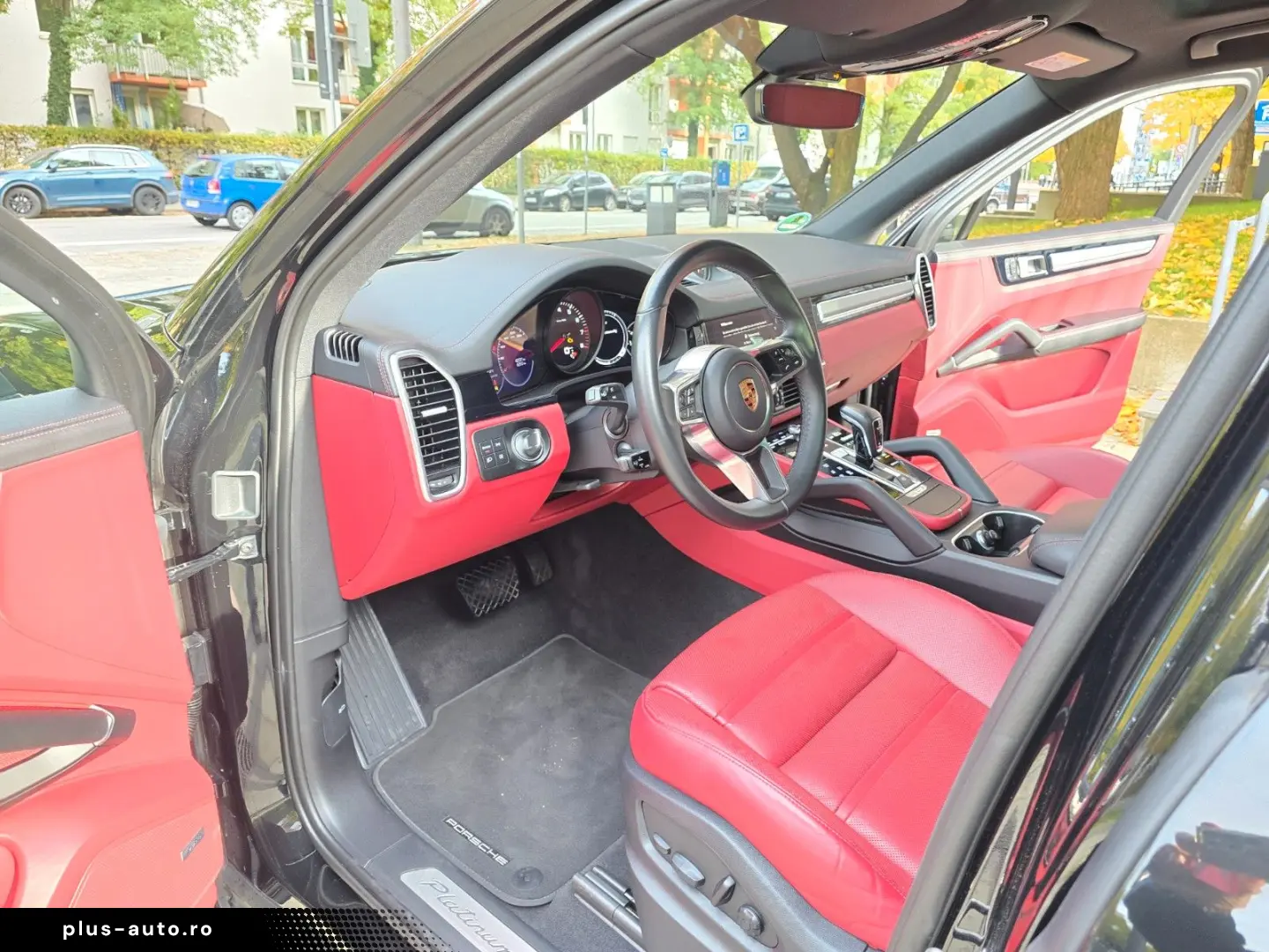 PORSCHE Cayenne Platinum Edition Luftfe AHK ALU22  Pano