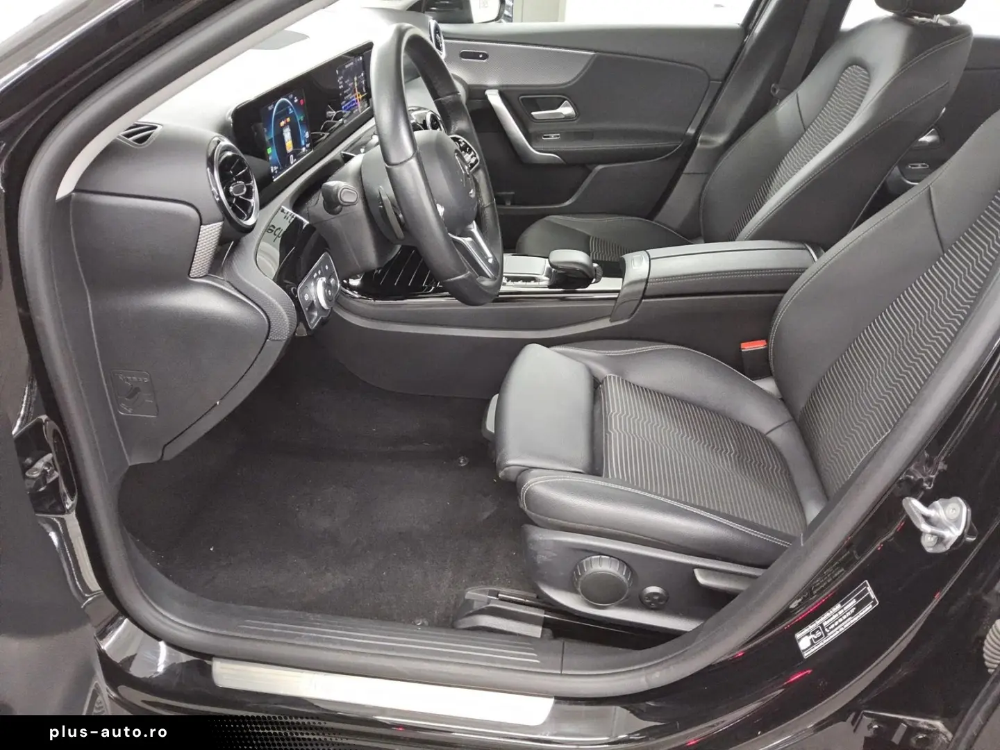 MERCEDES-BENZ A 250 Lim. e Progressive T-Leder Navi RfK MBUX