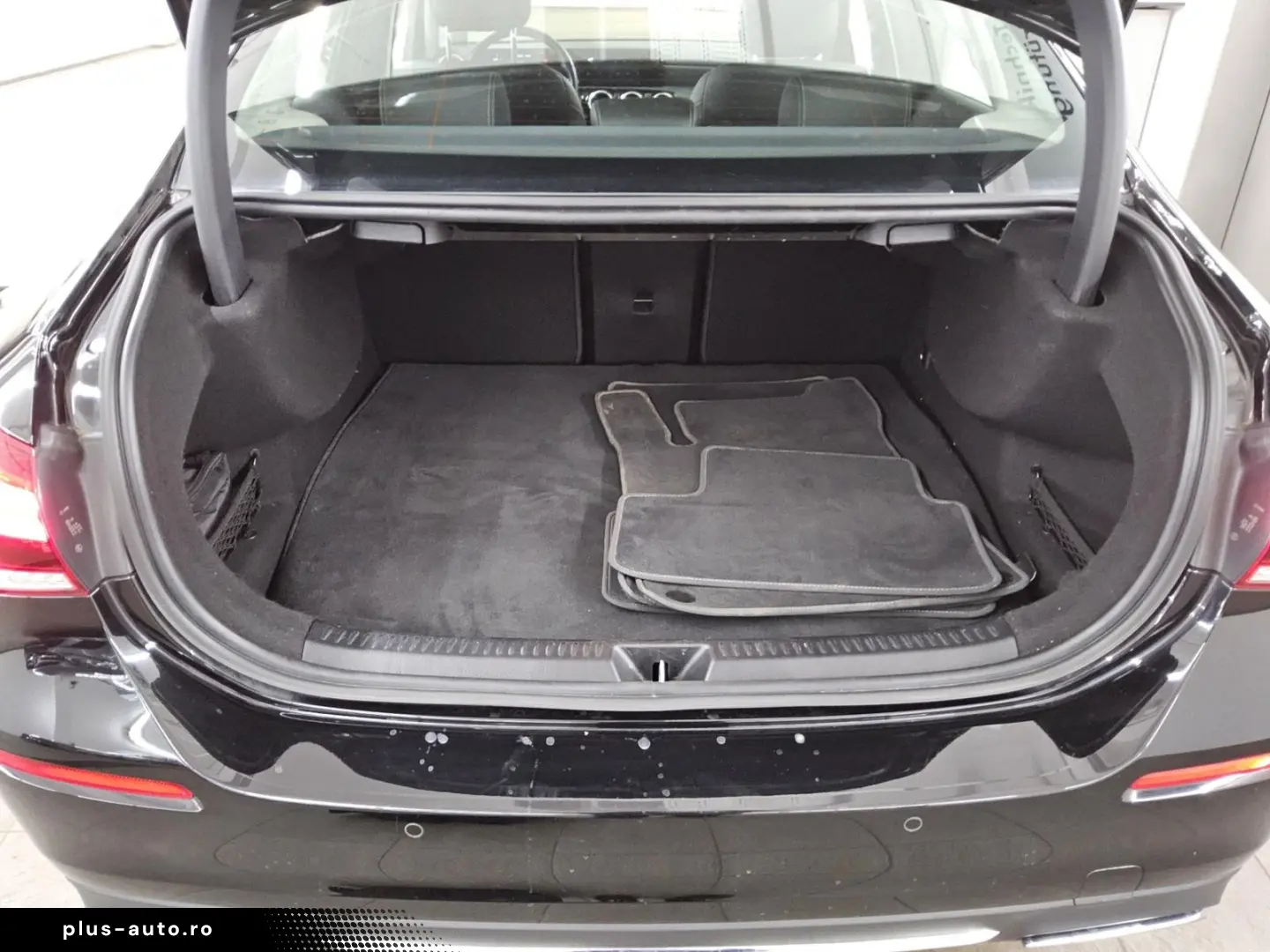 MERCEDES-BENZ A 250 Lim. e Progressive T-Leder Navi RfK MBUX