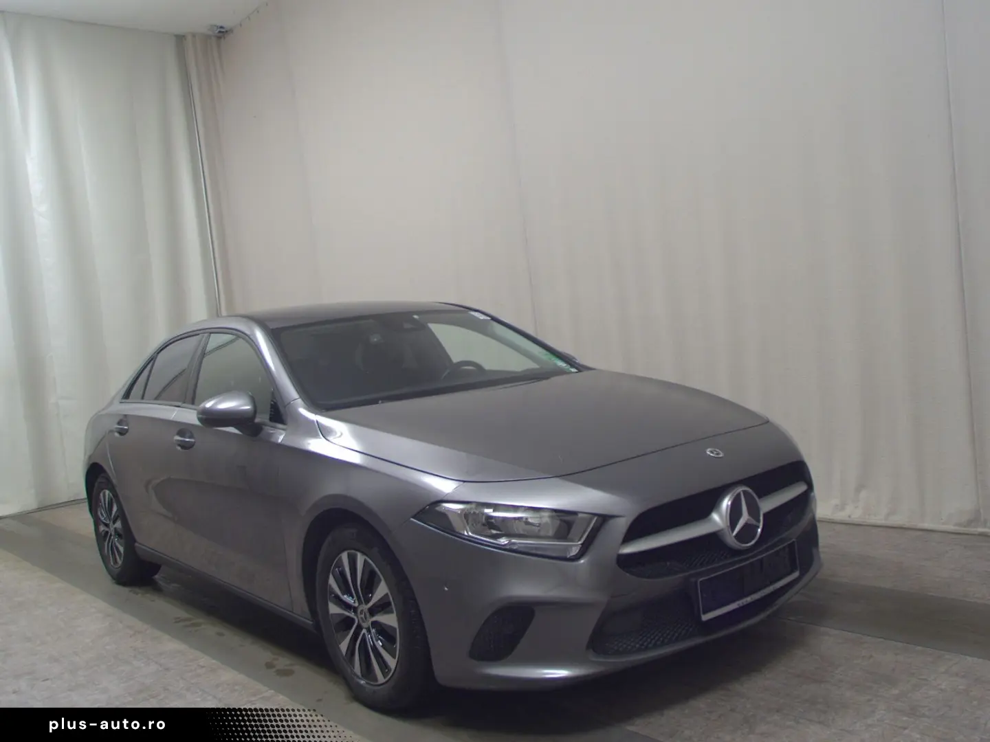 MERCEDES-BENZ A 180 Lim. d Navi Shz MBUX  PDC