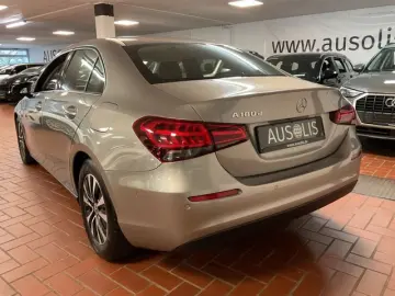 MERCEDES-BENZ A 180 D Limousine Navi MBUX Kamera AHK