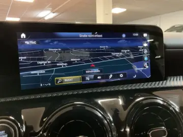 MERCEDES-BENZ A 180 D Limousine Navi MBUX Kamera AHK