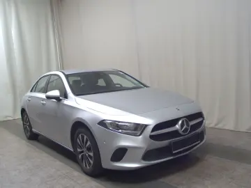 MERCEDES-BENZ A 200 Lim. Style Navi MBUX T-Leder PDC SHZ