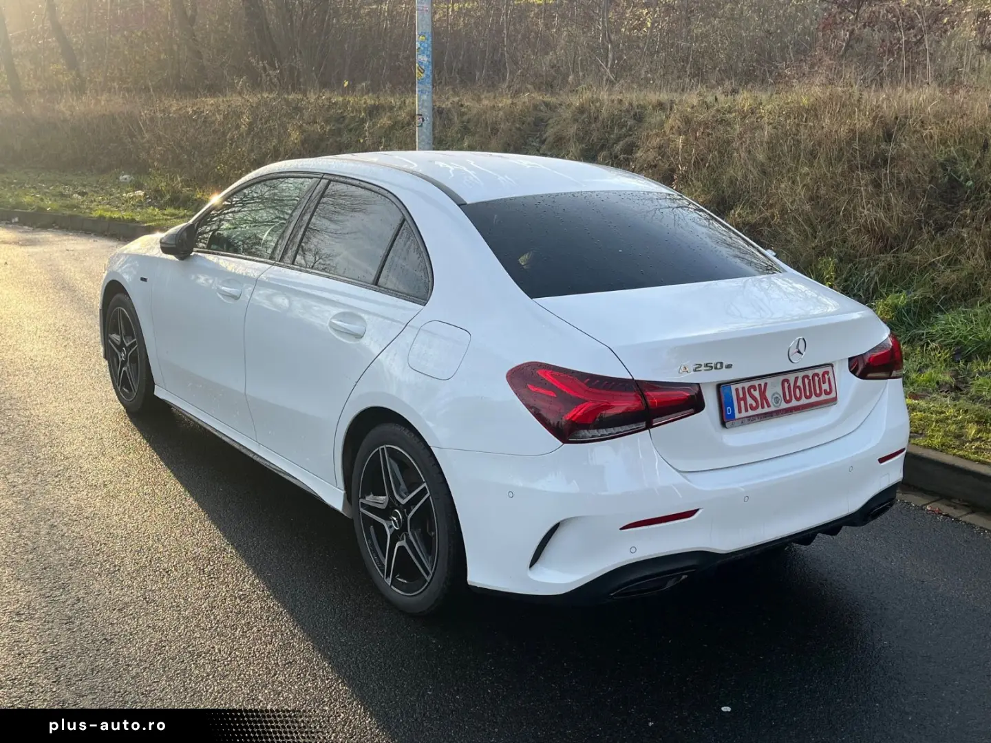 MERCEDES-BENZ A 250e AMG Limousine Edition LED Night Wide