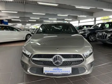 MERCEDES-BENZ A 180 d Style Limousine Digi Agility Park LED