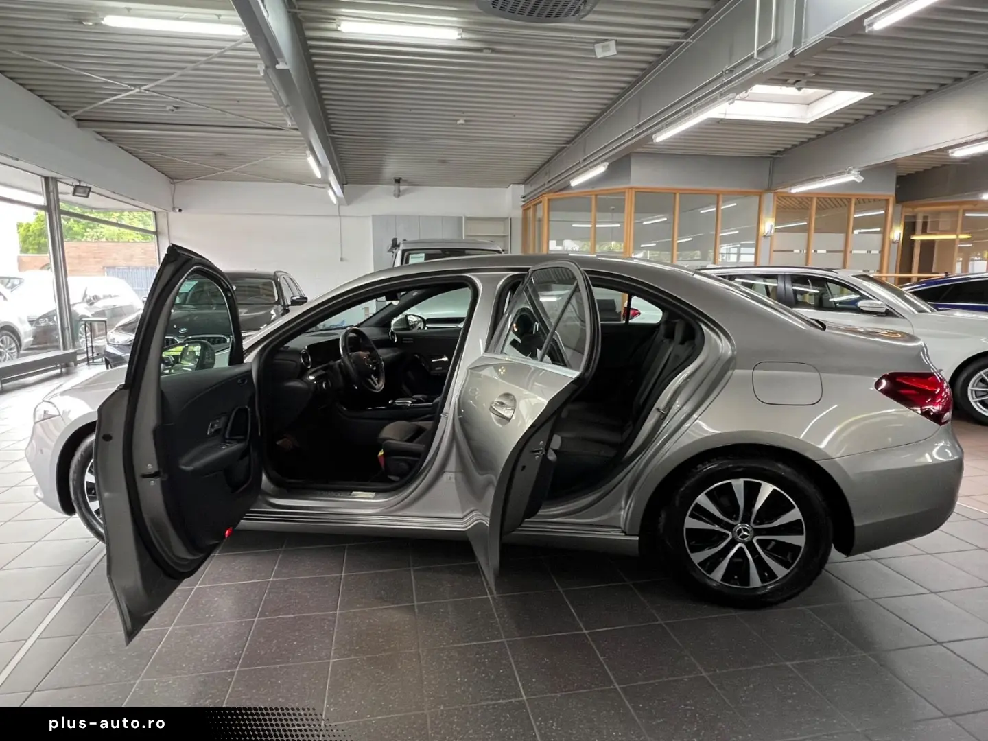 MERCEDES-BENZ A 180 d Style Limousine Digi Agility Park LED