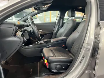 MERCEDES-BENZ A 180 d Style Limousine Digi Agility Park LED