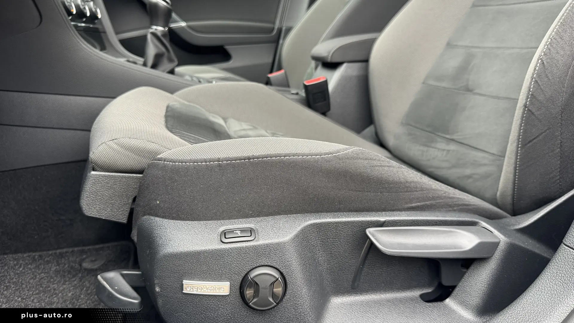 Volkswagen Golf Variant TVA deductibil Factura Finantare.