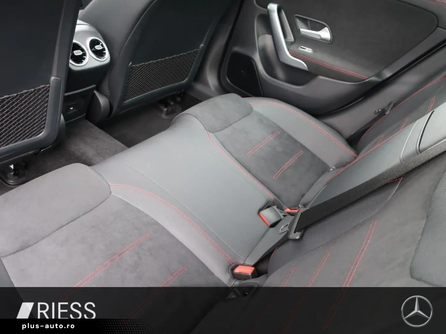 MERCEDES-BENZ CLA 220 d Coupé AMG PREMIUM SPORT PANO