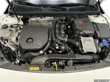 MERCEDES-BENZ CLA 200 Coupé AMG  Night Pano Lenkradh&hellip;