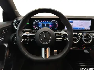 MERCEDES-BENZ CLA 220 4M Coupé AMG  MULTIBEAMNight 360