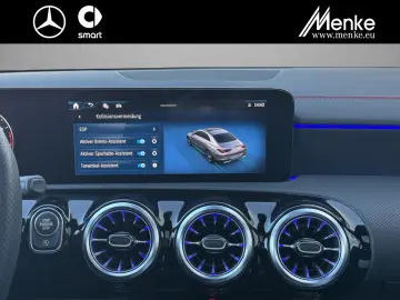 MERCEDES-BENZ CLA 200 Coupé AMG Night Pano 360