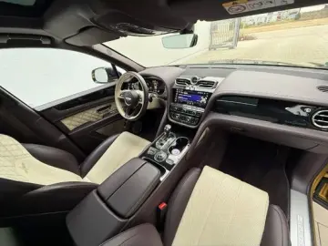 BENTLEY Bentayga 4.0 V8 S 4WD Autom. S