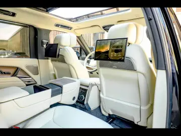 LAND ROVER Range Rover 4.4 P530 FIRST EDITION EXECUTIVE TV