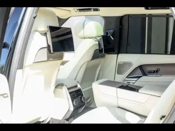 LAND ROVER Range Rover 4.4 P530 FIRST EDITION EXECUTIVE TV