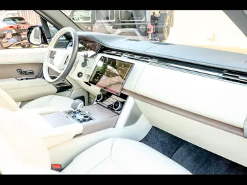 LAND ROVER Range Rover 4.4 P530 FIRST EDITION EXECUTIVE TV