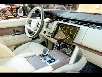 LAND ROVER Range Rover 4.4 P530 FIRST EDITION EXECUTIVE TV