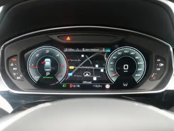 AUDI A8 S line PANO AHK RAUTE LUFT ACC LEDER MASSAGE