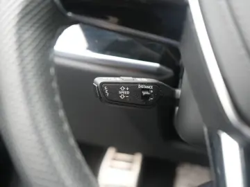 AUDI A8 S line PANO AHK RAUTE LUFT ACC LEDER MASSAGE