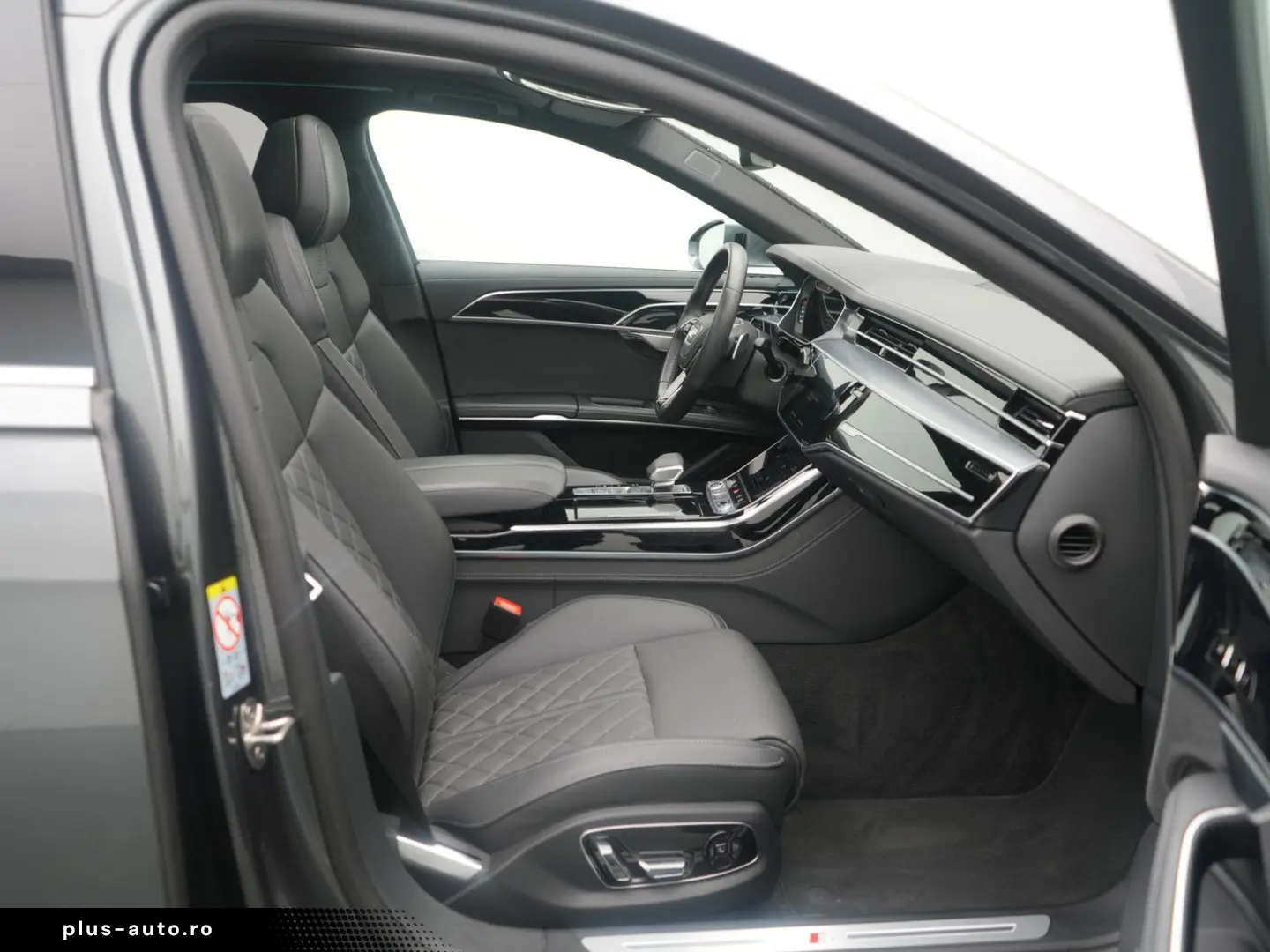 AUDI A8 S line PANO AHK RAUTE LUFT ACC LEDER MASSAGE