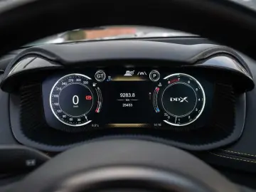 ASTON MARTIN DBX 707 V8 4x4