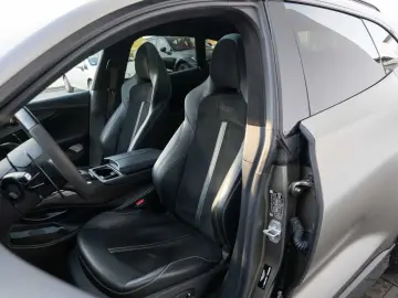 ASTON MARTIN DBX 707 V8 4x4