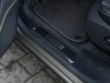 ASTON MARTIN DBX 707 V8 4x4