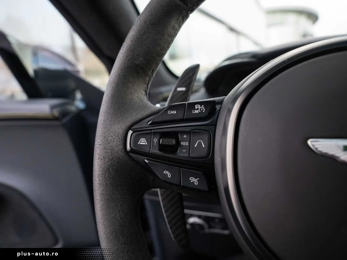 ASTON MARTIN DBX 707 V8 4x4