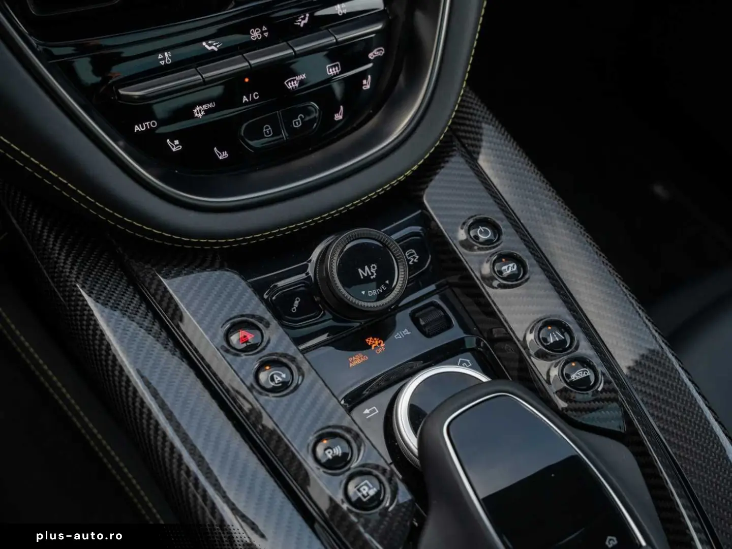 ASTON MARTIN DBX 707 V8 4x4