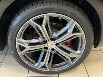 MASERATI Levante Modena S Pano. Leder Harman Kardon ACC