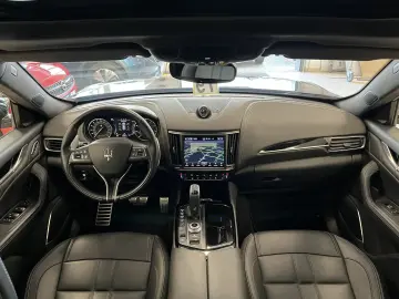 MASERATI Levante Modena S Pano. Leder Harman Kardon ACC