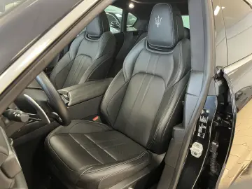 MASERATI Levante Modena S Pano. Leder Harman Kardon ACC