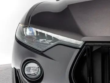 MASERATI Levante Trofeo Q4