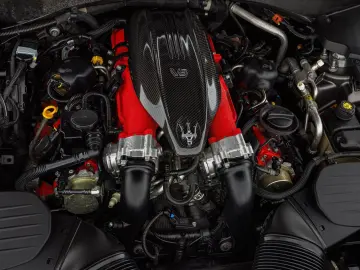 MASERATI Levante Trofeo Q4