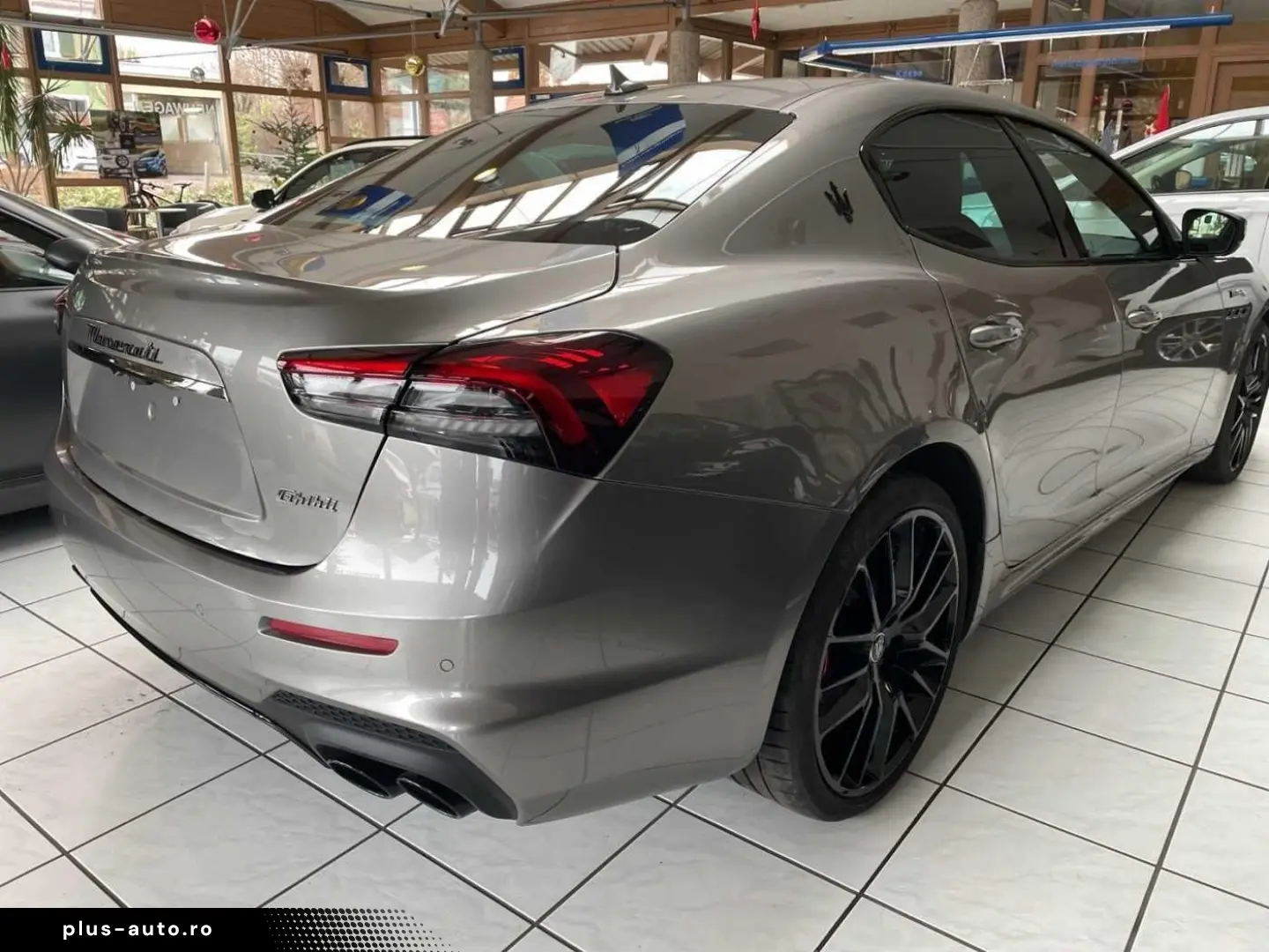 MASERATI Ghibli Modena S Q4  Nerissimo Schiebedach Carbon