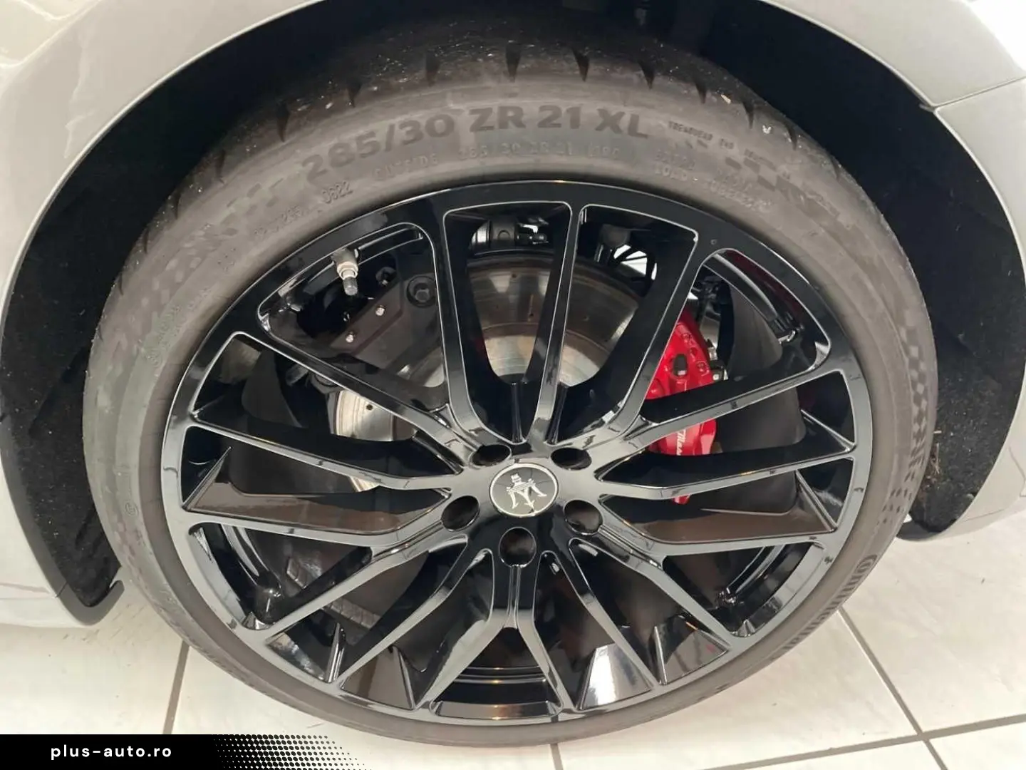 MASERATI Ghibli Modena S Q4  Nerissimo Schiebedach Carbon