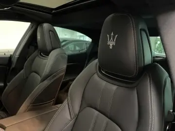 MASERATI Ghibli Modena S Q4  Nerissimo Schiebedach Carbon