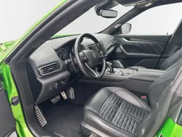 MASERATI Levante Trofeo