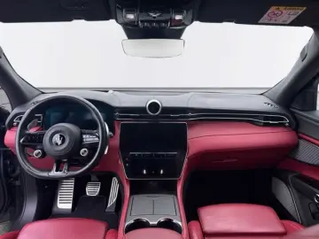 MASERATI Grecale Trofeo