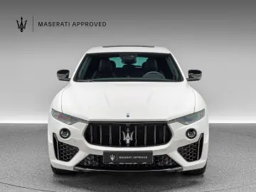 MASERATI Levante Modena S Ultima PANO   1. HAND