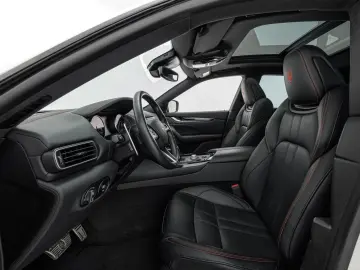 MASERATI Levante Modena S Ultima PANO   1. HAND