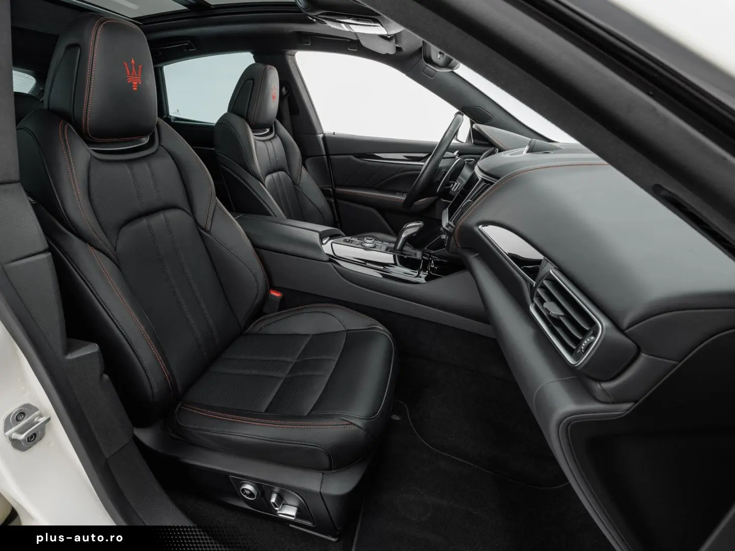 MASERATI Levante Modena S Ultima PANO   1. HAND