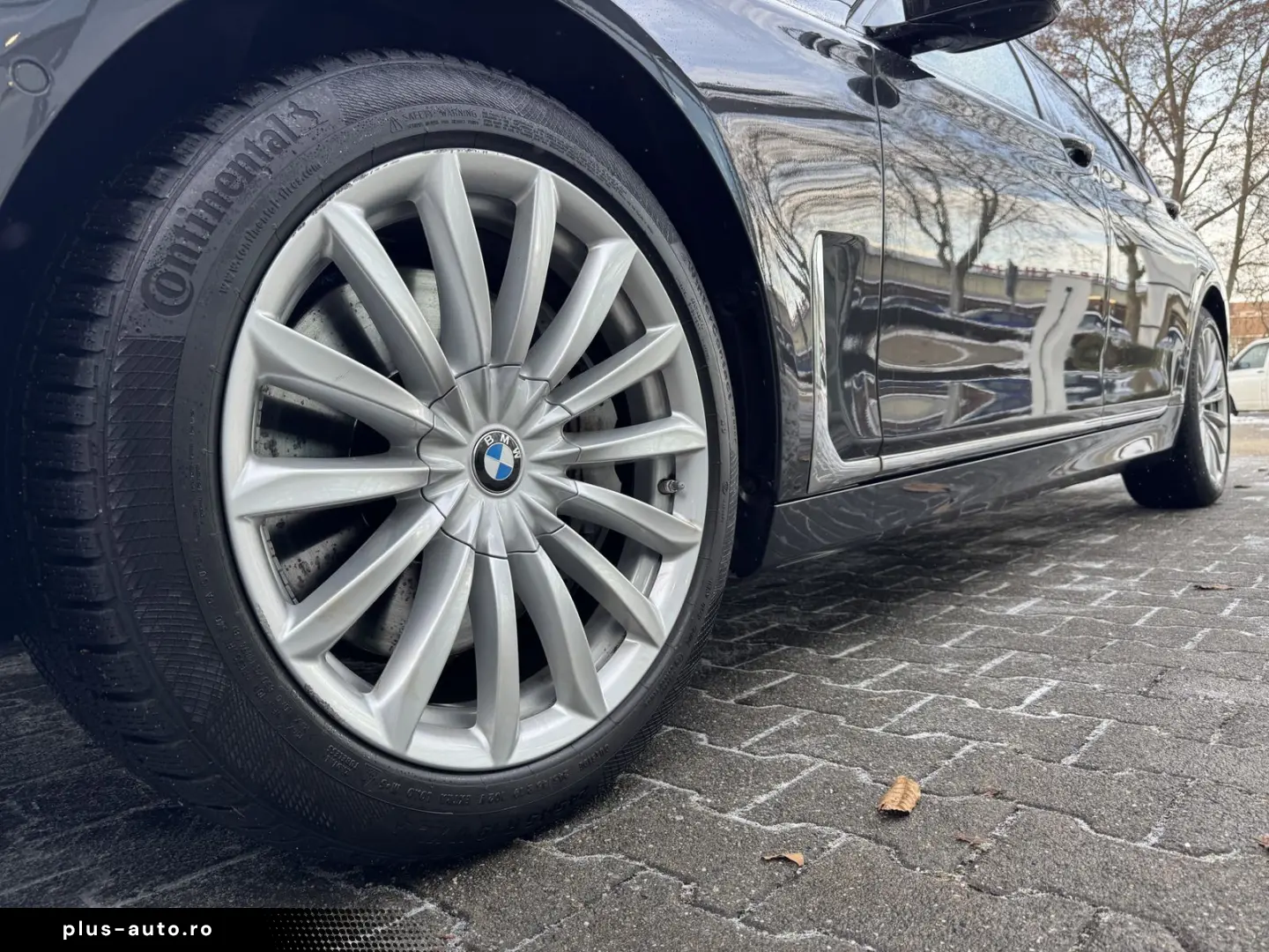 BMW 740d xDrive Glasdach AHK St-Hzg Massage DA-Prof
