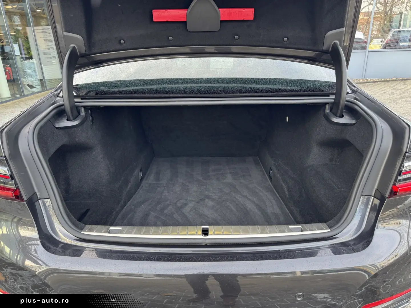 BMW 740d xDrive Glasdach AHK St-Hzg Massage DA-Prof